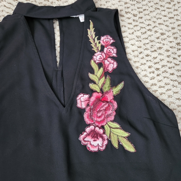 Candie's Black Chiffon Top with Embroidered Flowers - Picture 4 of 6
